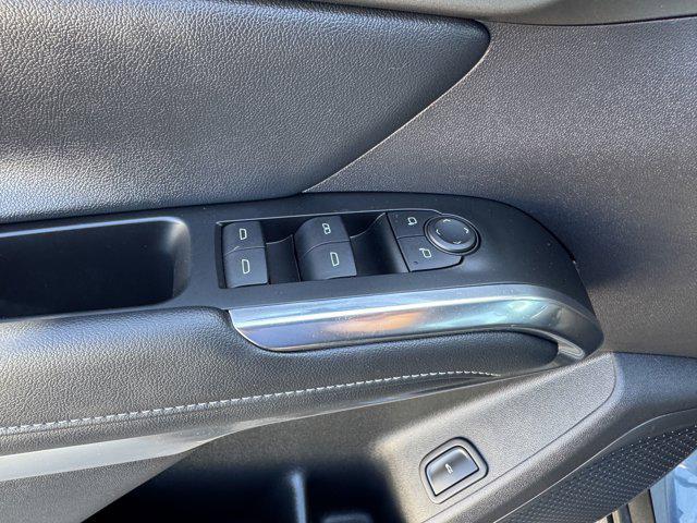 used 2025 Chevrolet Traverse car, priced at $42,988