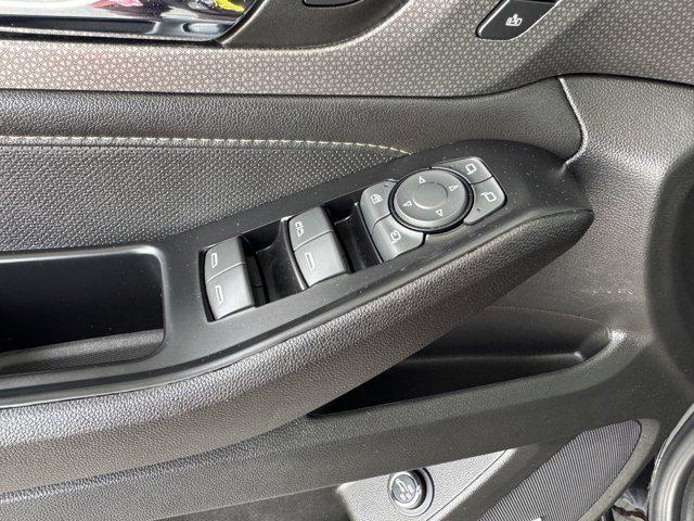 used 2023 Chevrolet Traverse car, priced at $45,988