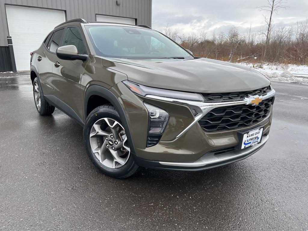 used 2024 Chevrolet Trax car, priced at $20,552