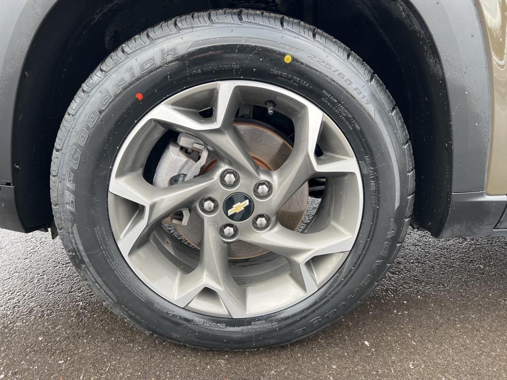 used 2024 Chevrolet Trax car, priced at $20,552