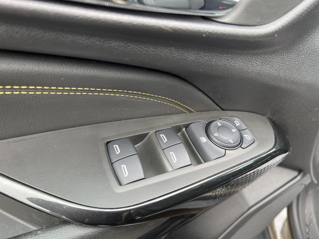 used 2024 Chevrolet Trax car, priced at $20,552