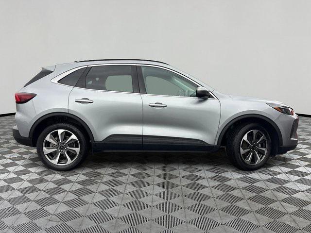 used 2024 Ford Escape car, priced at $25,525