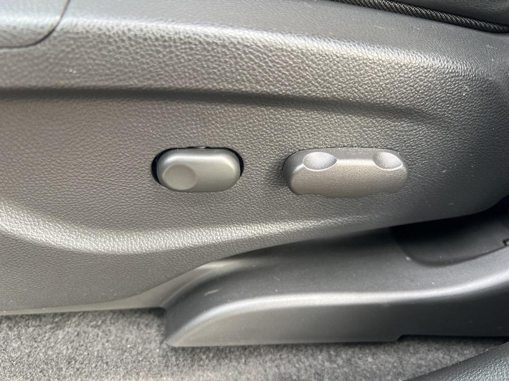 used 2022 Chevrolet Trax car, priced at $19,525