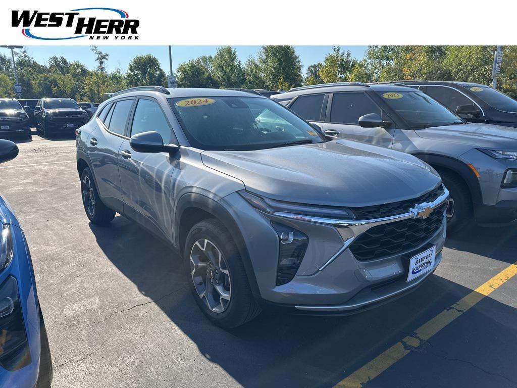 used 2024 Chevrolet Trax car, priced at $21,712