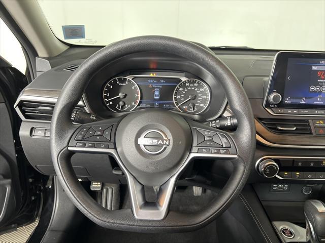 used 2023 Nissan Altima car, priced at $21,925