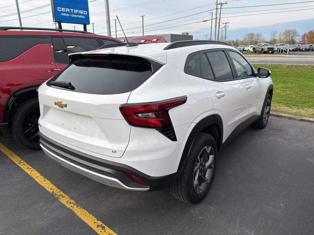 used 2025 Chevrolet Trax car, priced at $22,618