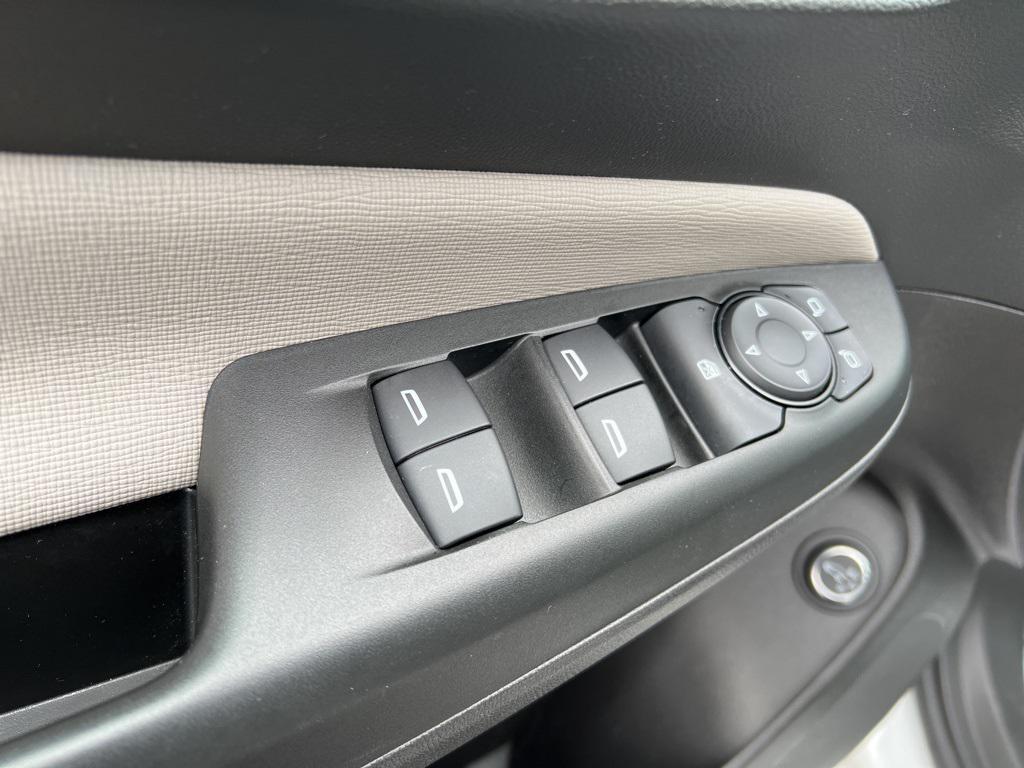 used 2025 Buick Envista car, priced at $28,906