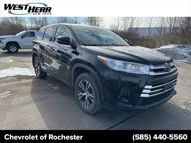 used 2019 Toyota Highlander car, priced at $23,582