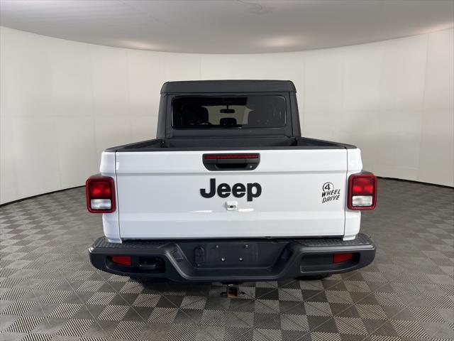 used 2022 Jeep Gladiator car, priced at $32,262