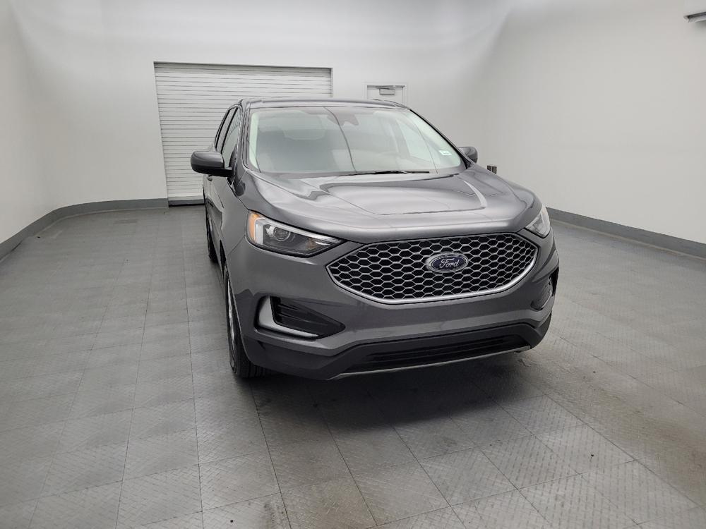 used 2024 Ford Edge car, priced at $22,795
