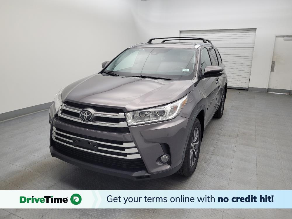 used 2019 Toyota Highlander car, priced at $24,095