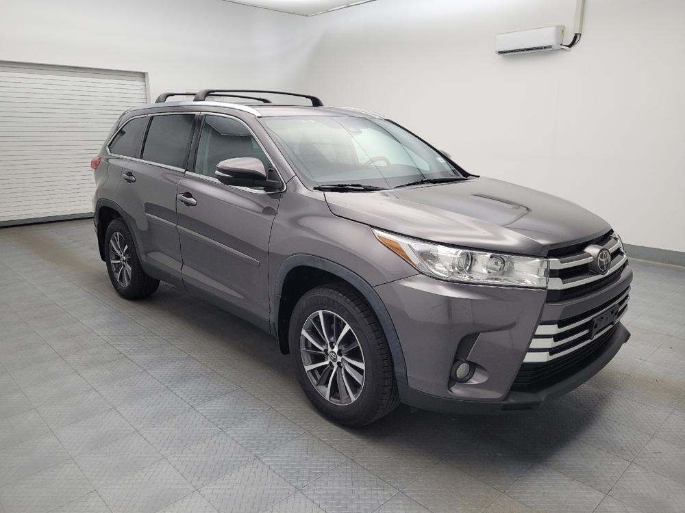 used 2019 Toyota Highlander car, priced at $24,095