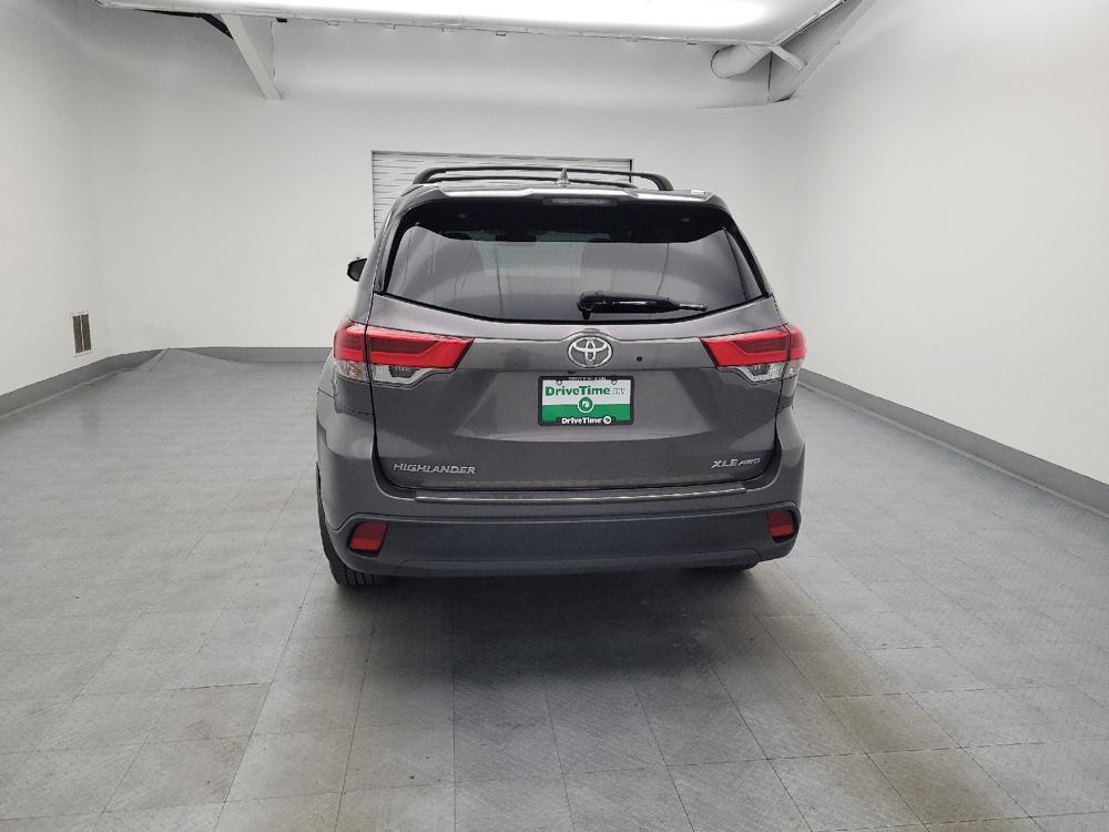 used 2019 Toyota Highlander car, priced at $24,095