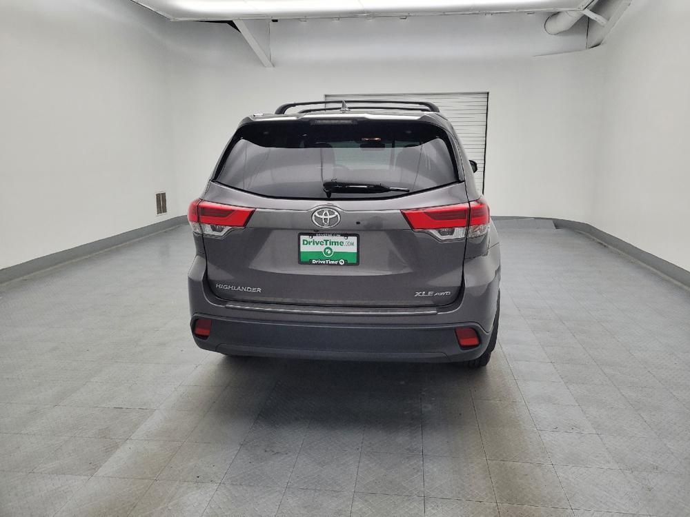 used 2019 Toyota Highlander car, priced at $24,095