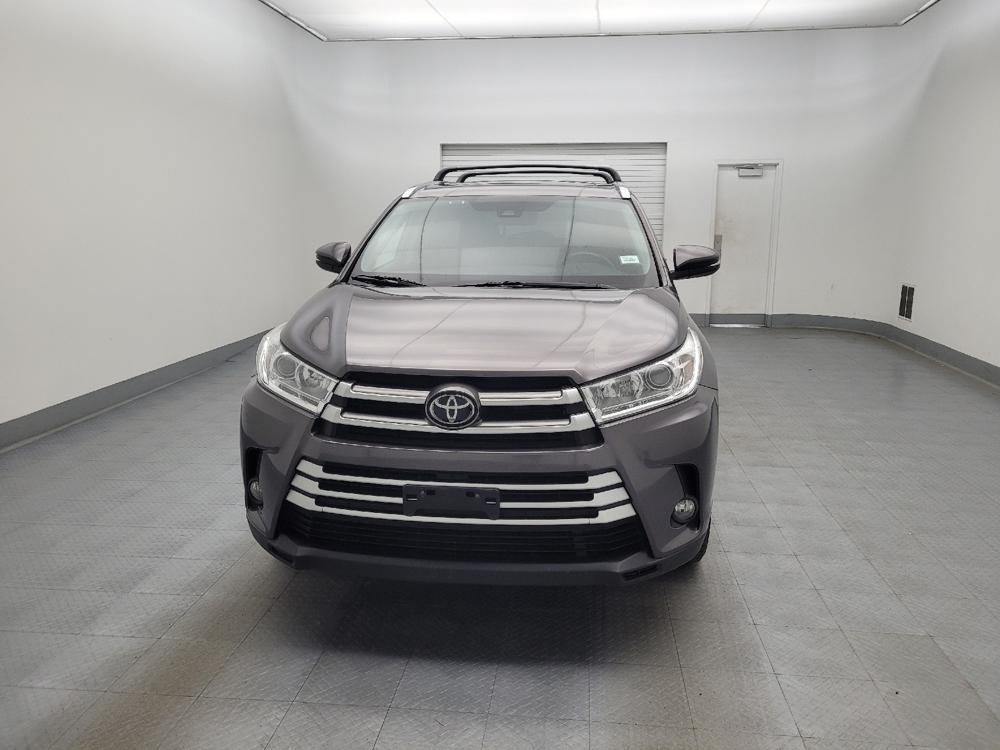 used 2019 Toyota Highlander car, priced at $24,095