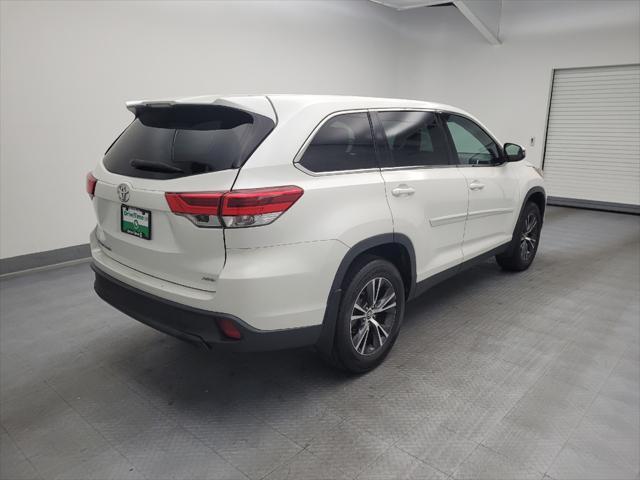 used 2019 Toyota Highlander car, priced at $25,095