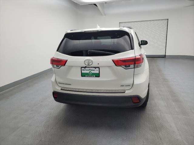 used 2017 Toyota Highlander car, priced at $22,495