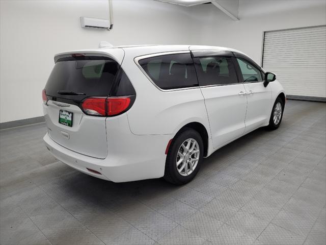 used 2017 Chrysler Pacifica car, priced at $14,995