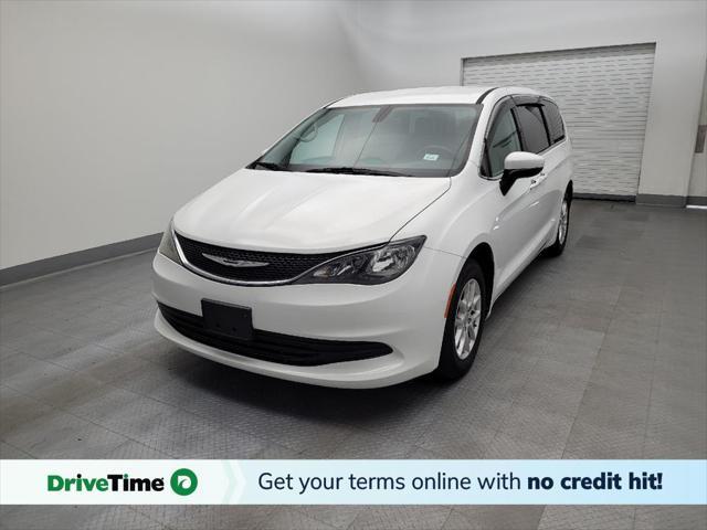 used 2017 Chrysler Pacifica car, priced at $14,995