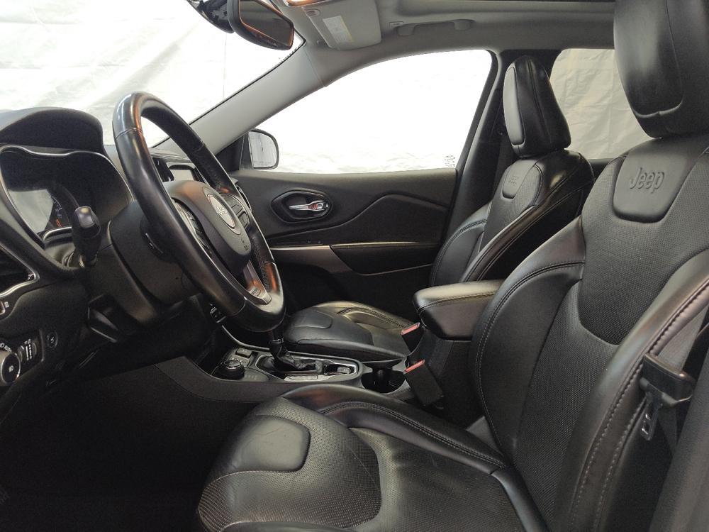 used 2019 Jeep Cherokee car, priced at $18,095