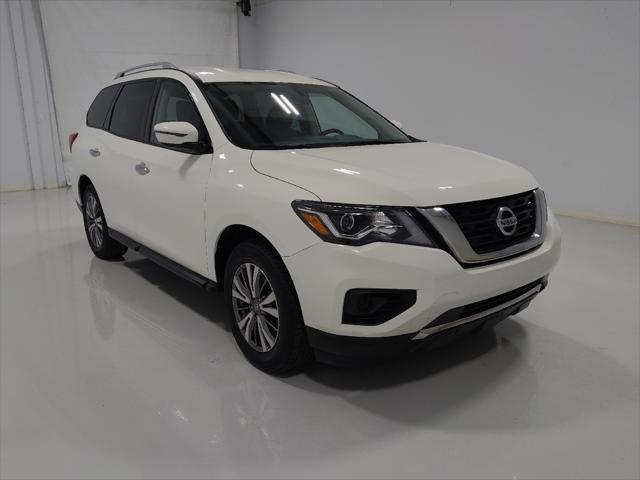 used 2020 Nissan Pathfinder car, priced at $18,295