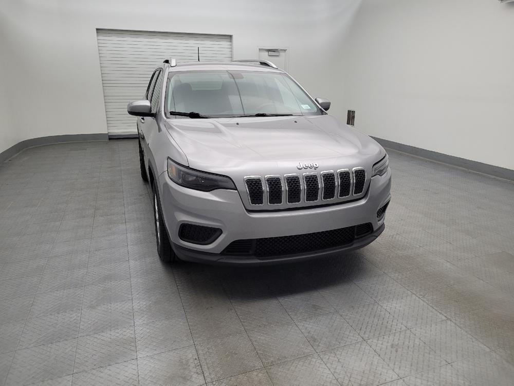 used 2020 Jeep Cherokee car, priced at $18,995