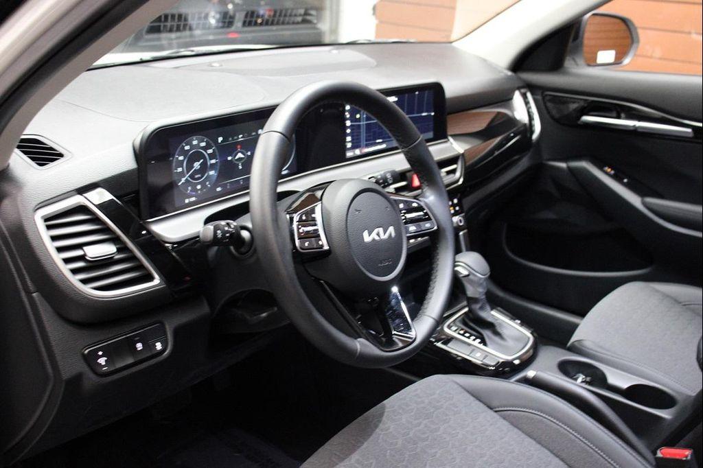 used 2024 Kia Seltos car, priced at $22,380