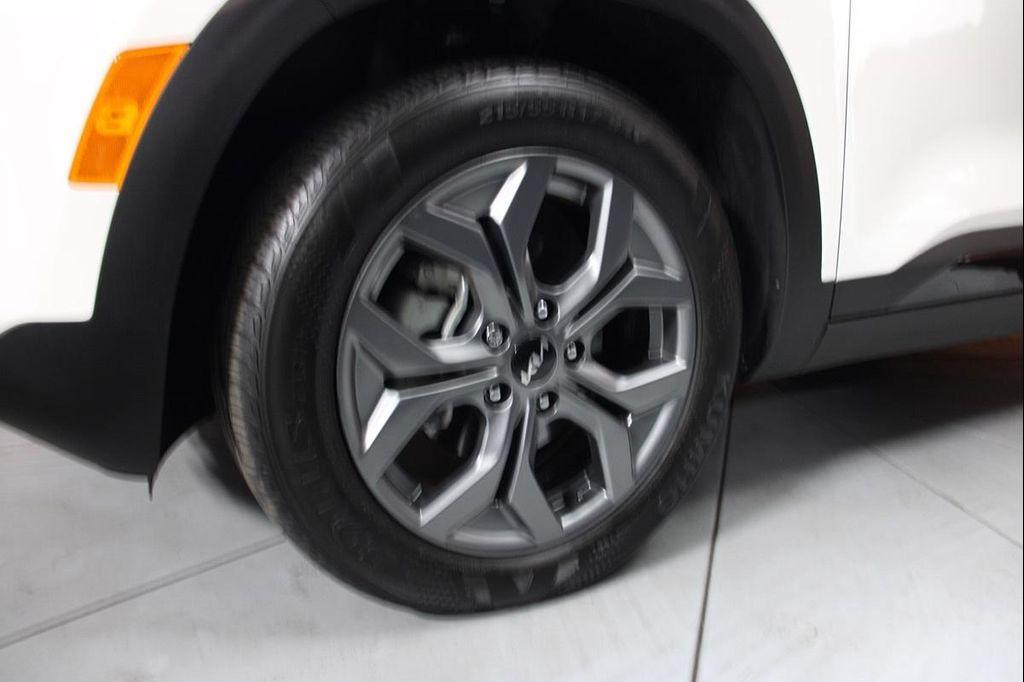 used 2024 Kia Seltos car, priced at $22,380