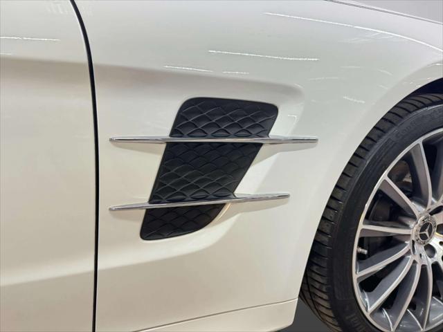 used 2020 Mercedes-Benz SL 550 car, priced at $57,999