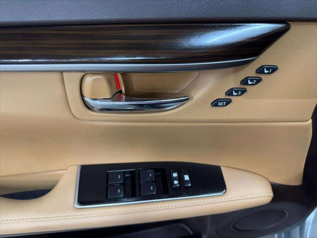 used 2016 Lexus ES 350 car, priced at $17,499