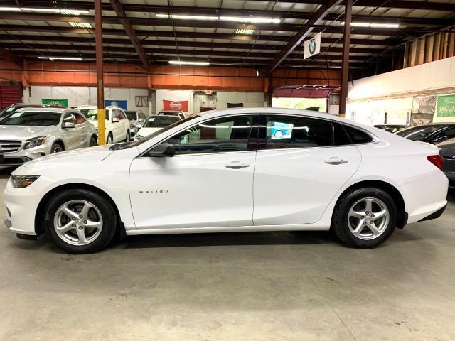 used 2018 Chevrolet Malibu car, priced at $13,299