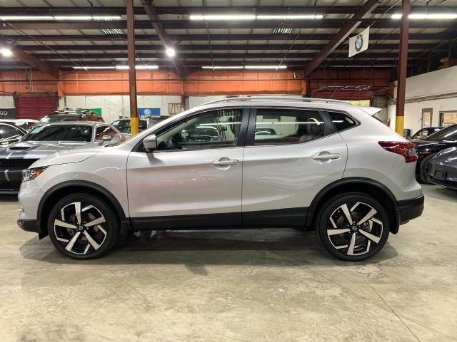 used 2020 Nissan Rogue Sport car, priced at $17,999