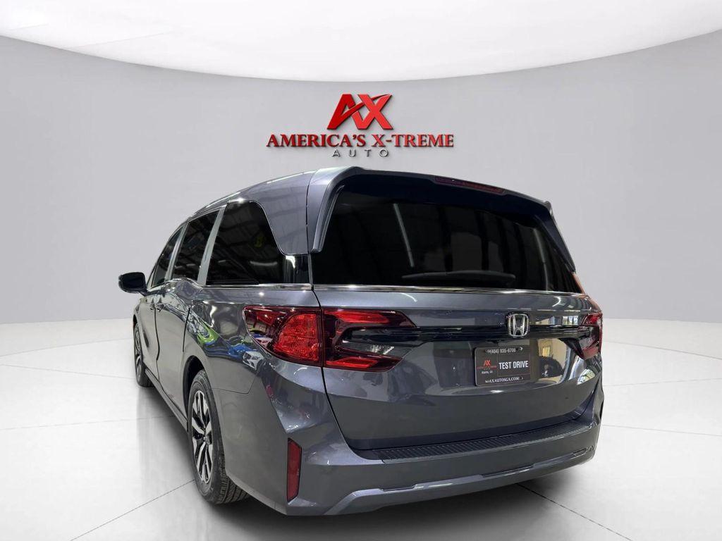 used 2025 Honda Odyssey car, priced at $32,999