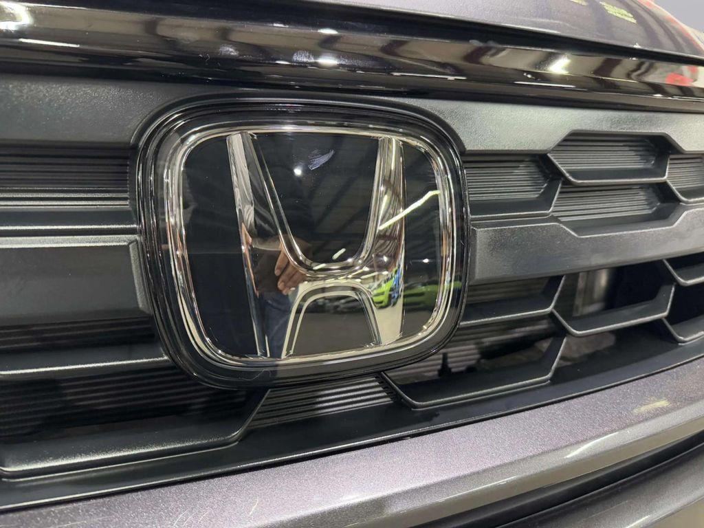 used 2025 Honda Odyssey car, priced at $32,999