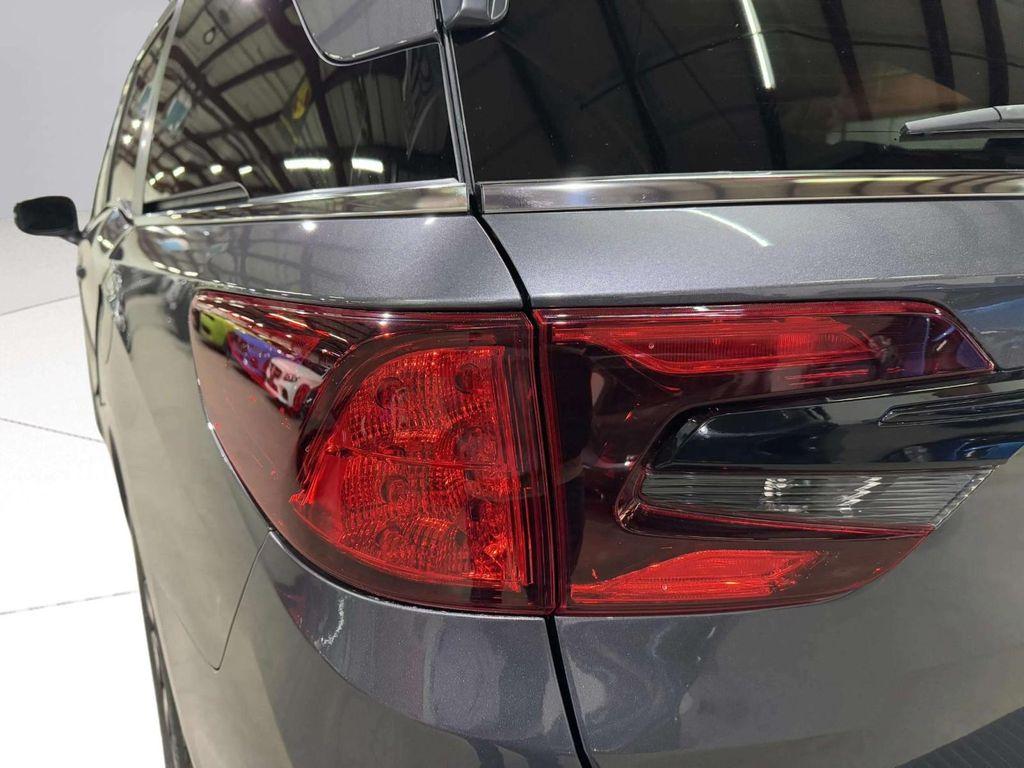 used 2025 Honda Odyssey car, priced at $32,999