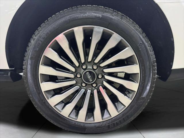 used 2019 Lincoln Navigator car, priced at $33,499