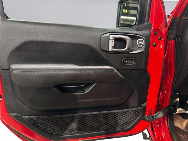 used 2021 Jeep Gladiator car, priced at $30,499