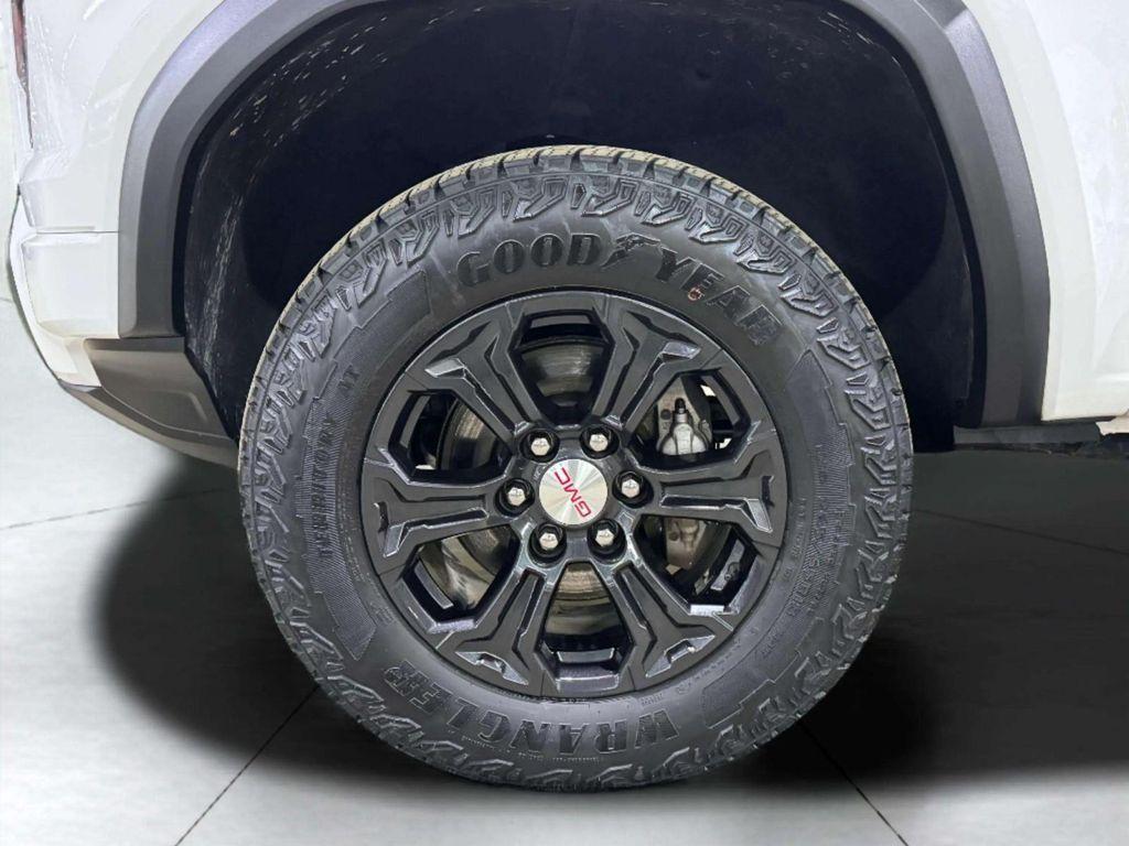 used 2023 GMC Canyon car, priced at $29,499