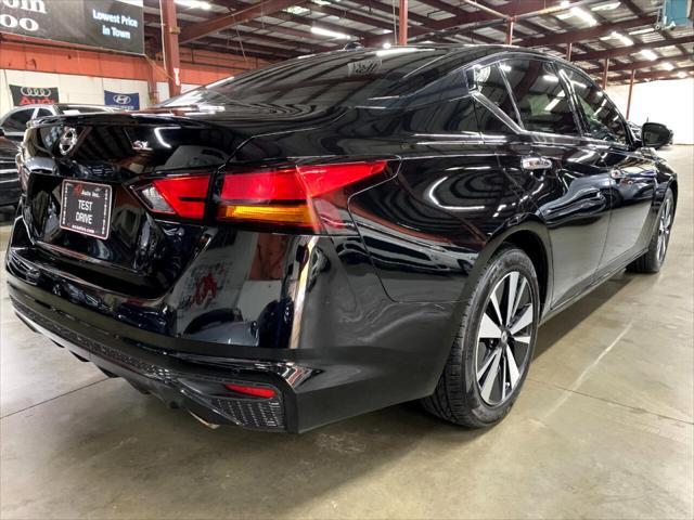 used 2019 Nissan Altima car, priced at $15,499