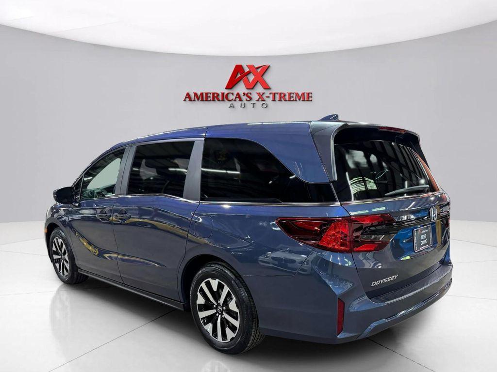 used 2025 Honda Odyssey car, priced at $35,499