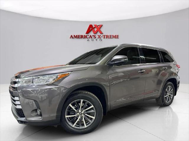 used 2017 Toyota Highlander car, priced at $22,499