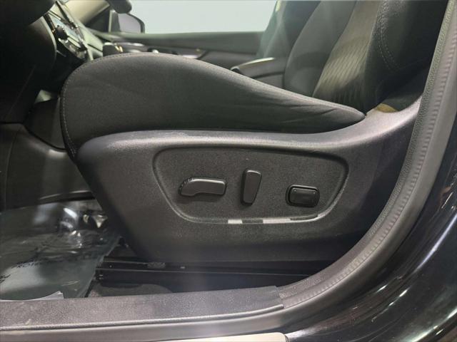 used 2018 Nissan Rogue car