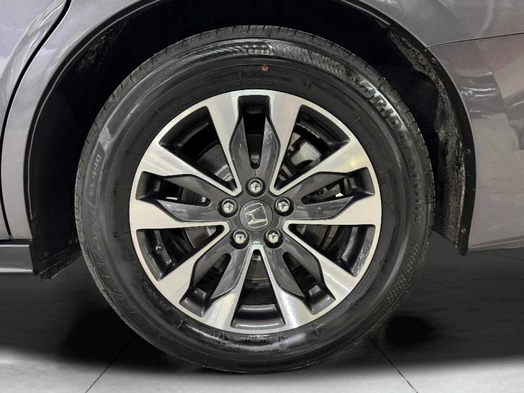 used 2024 Honda Odyssey car, priced at $31,999