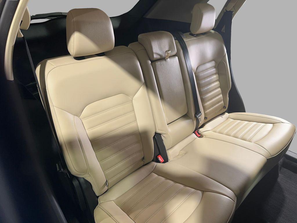 used 2024 Ford Edge car, priced at $21,129