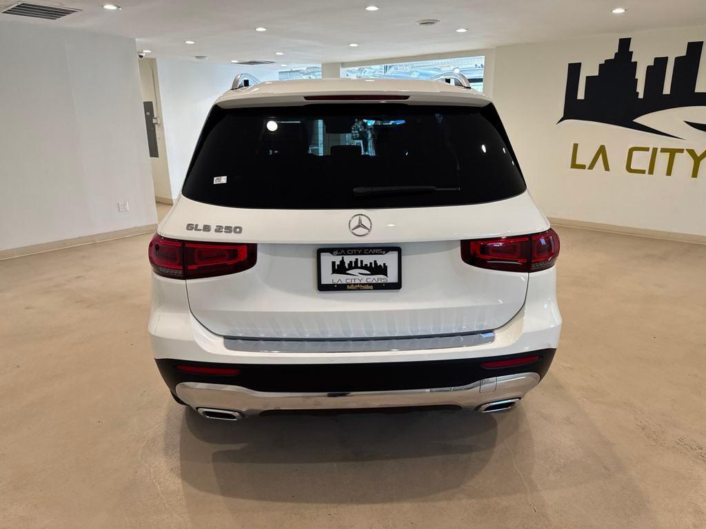 used 2022 Mercedes-Benz GLB 250 car, priced at $20,999