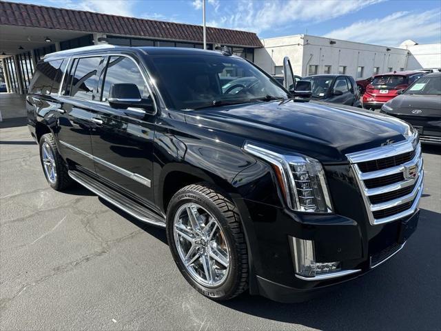 used 2017 Cadillac Escalade ESV car, priced at $29,999