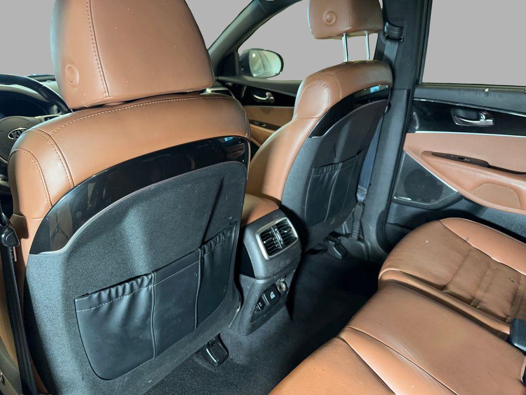 used 2019 Kia Sorento car, priced at $17,559