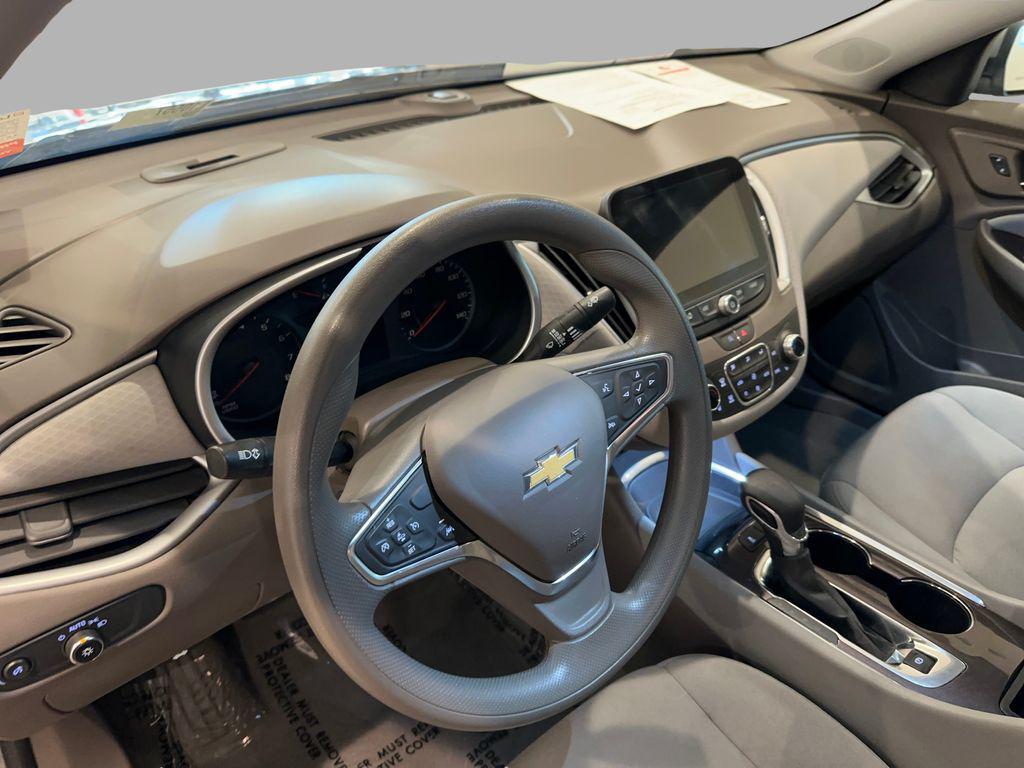 used 2024 Chevrolet Malibu car