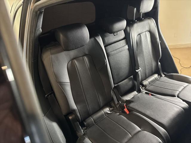 used 2021 Mercedes-Benz GLB 250 car, priced at $22,999