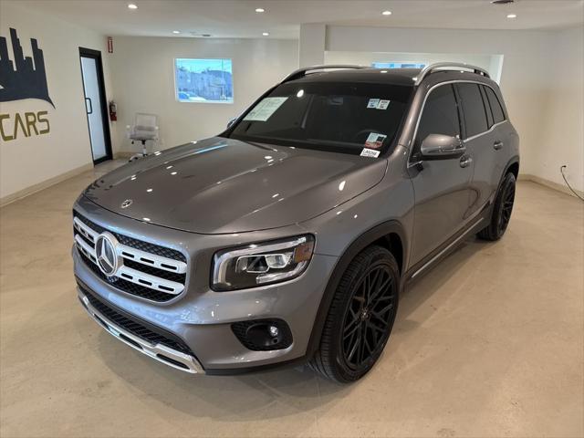 used 2021 Mercedes-Benz GLB 250 car, priced at $22,999